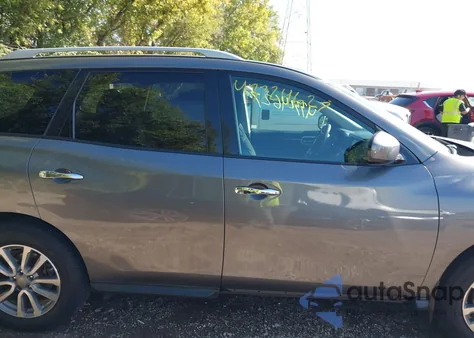 2016 Nissan Pathfinder S из США, поврежденный, VIN 5N1AR2MN0GC662323